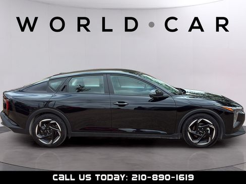 Used 2025 Kia K4 EX FWD image 15