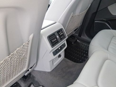 Used 2021 Audi Q5 2.0T Premium Plus w/ Premium Plus Package image 18