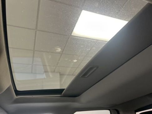 Used 2013 RAM 1500 Laramie image 18