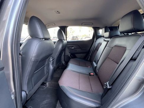 Certified 2025 Nissan Kicks SR image 28