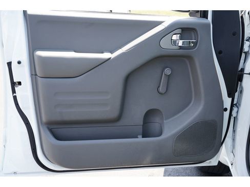 Used 2019 Nissan Frontier S image 14