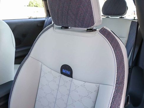 New 2026 MINI Cooper 2-Door Hardtop image 24