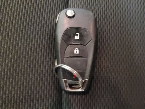 Used 2017 Chevrolet Cruze LT image 32