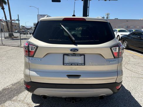 Used 2017 Ford Escape Titanium FWD image 5
