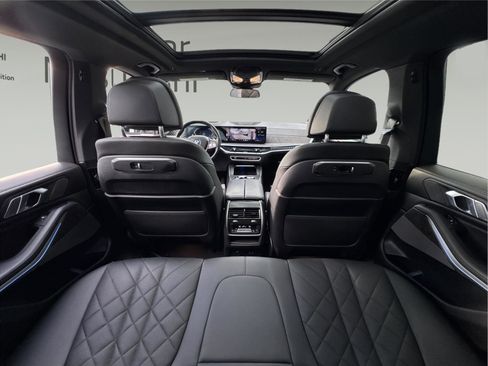 Used 2024 BMW X5 xDrive40i w/ Premium Package image 7