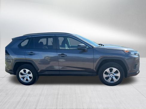 Used 2019 Toyota RAV4 LE w/ Carpet Mat Package AWD/4WD image 6