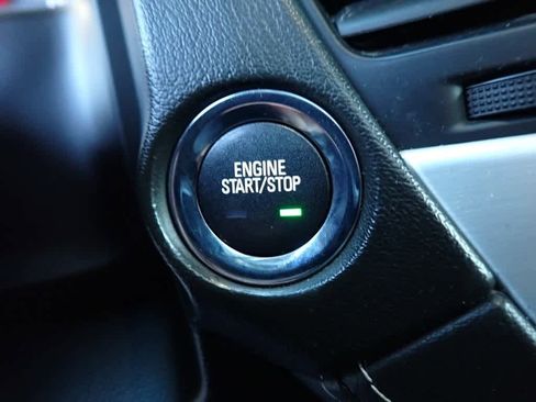 Used 2019 GMC Yukon XL SLT image 28