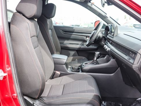 Used 2023 Honda CR-V Sport image 16