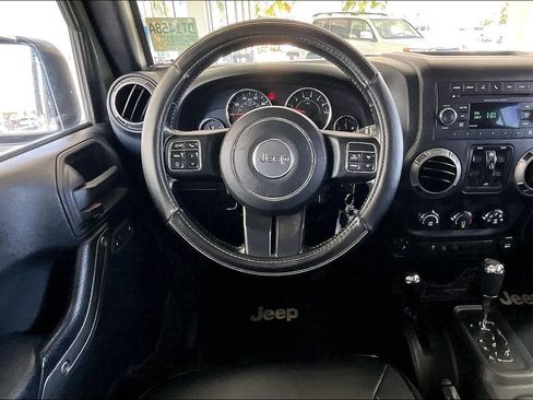 Used 2015 Jeep Wrangler Unlimited Sport w/ Quick Order Package 24S AWD/4WD image 8