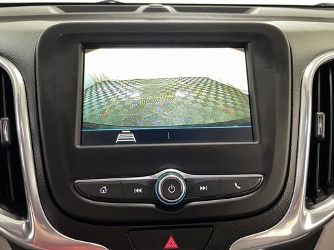 Certified 2019 Chevrolet Equinox LT FWD image 3