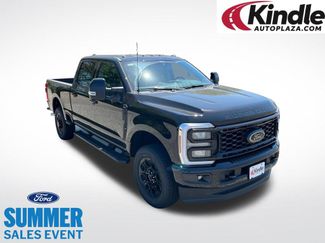 New 2026 Ford F250 Lariat w/ Black Appearance Package AWD/4WD video 1