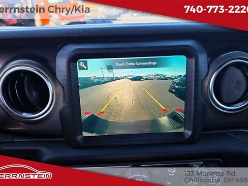 Used 2020 Jeep Gladiator Rubicon AWD/4WD image 13