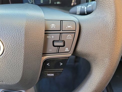 Used 2025 Toyota Camry LE image 21