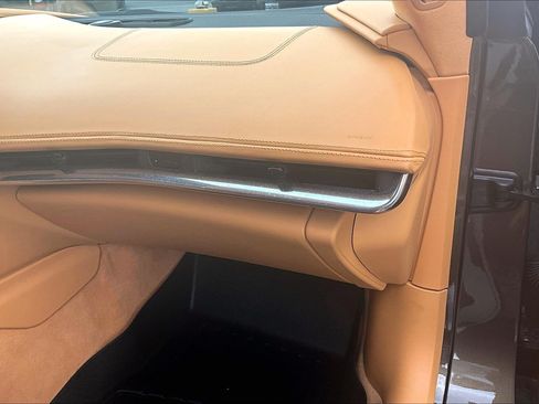 Used 2020 Chevrolet Corvette Stingray Premium Cpe w/ 3LT Preferred Equipment Group RWD image 17