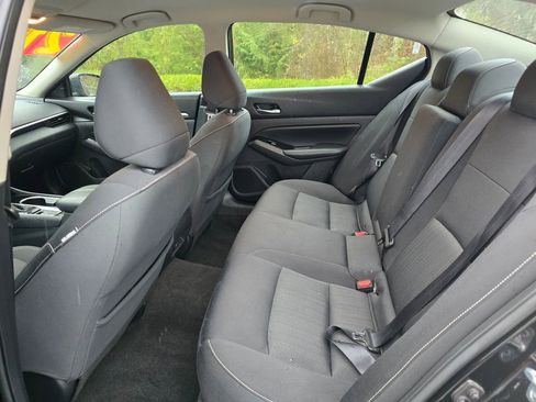 Used 2021 Nissan Altima 2.5 SV image 9