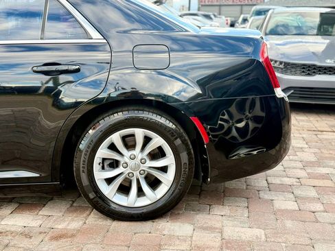 Used 2015 Chrysler 300 Limited w/ 300 Premium Group RWD image 25