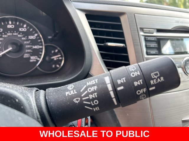 Used 2011 Subaru Outback 3.6R Limited w/ PWR Moonroof Pkg AWD/4WD image 23