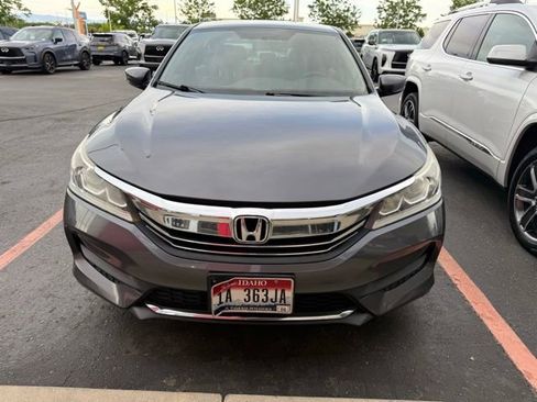 Used 2017 Honda Accord LX image 2