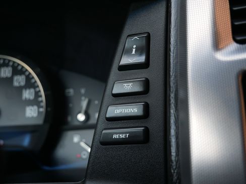 Used 2007 Cadillac XLR RWD image 20