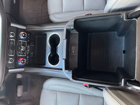 Used 2022 GMC Yukon SLT image 25