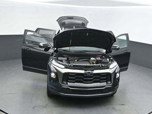 New 2026 Chevrolet Equinox ACTIV w/ Convenience Package III image 53