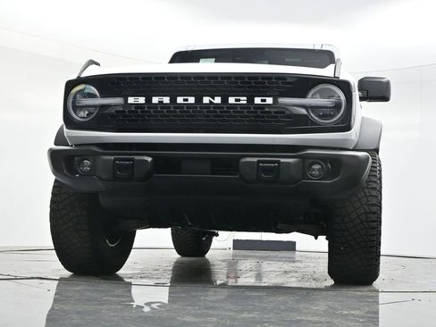 Used 2023 Ford Bronco Wildtrak AWD/4WD image 39