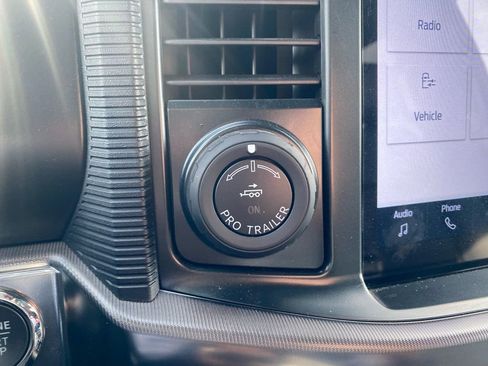 Used 2025 Ford F150 Lariat w/ Equipment Group 502A High image 25