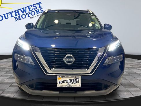 Used 2023 Nissan Rogue SV w/ SV Premium B Package AWD/4WD image 2