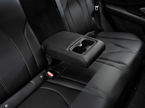 New 2026 Acura RDX SH-AWD image 32