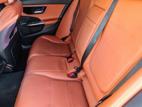 Used 2022 Mercedes-Benz C 300 Sedan image 28