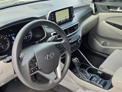 Used 2021 Hyundai Tucson SE w/ Cargo Package FWD image 15