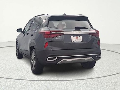 Used 2023 Kia Seltos EX image 6