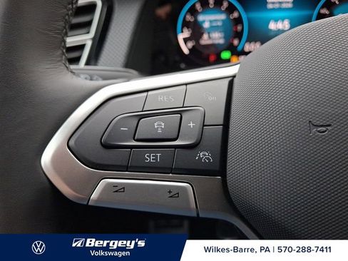 New 2026 Volkswagen Atlas Cross Sport SEL Premium R-Line AWD/4WD image 17
