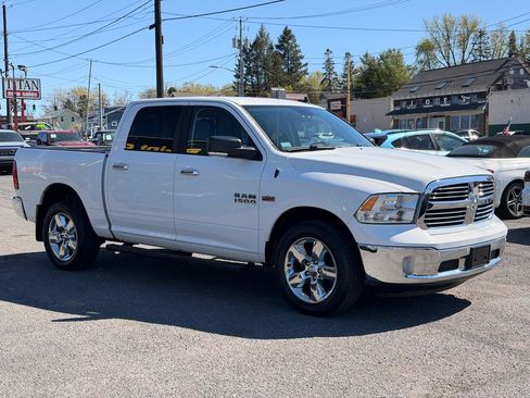 Used 2016 RAM 1500 Big Horn AWD/4WD image 3