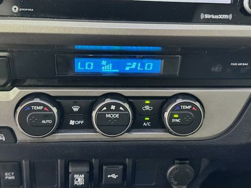 Used 2022 Toyota Tacoma SR5 image 18