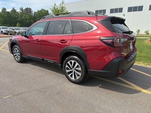 Used 2024 Subaru Outback Premium AWD/4WD image 7