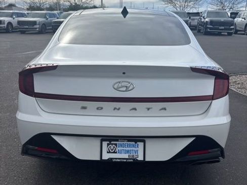 Used 2022 Hyundai Sonata SEL w/ Convenience Package FWD image 3