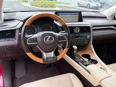 Used 2018 Lexus RX 350L FWD image 10