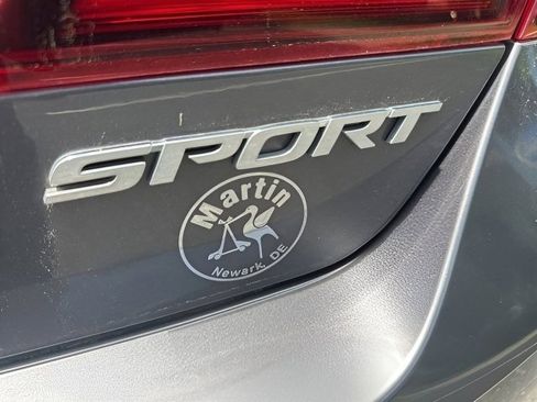 Used 2017 Honda Accord Sport image 11