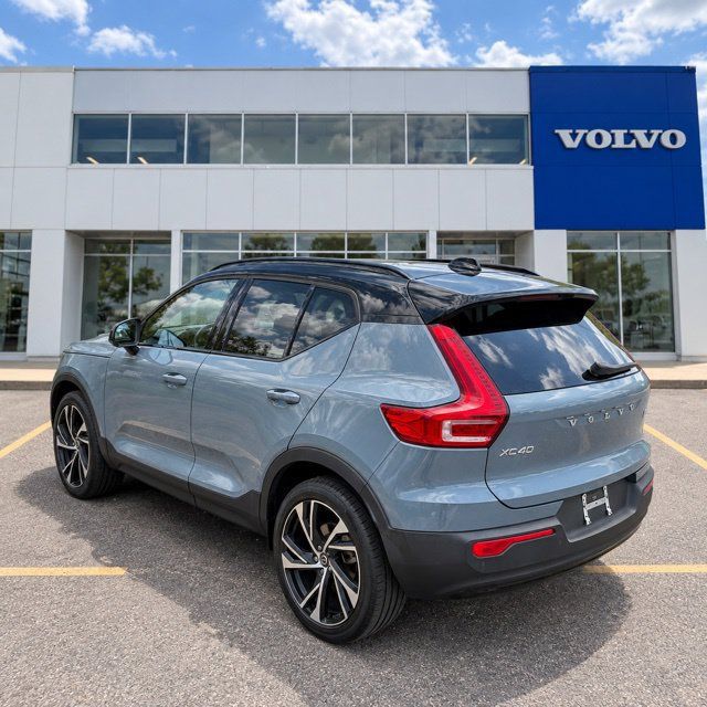 Used 2021 Volvo XC40 T5 R-Design w/ Advanced Package AWD/4WD image 5