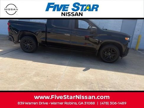 Used 2020 Chevrolet Silverado 1500 Custom w/ Rally Edition RWD image 2