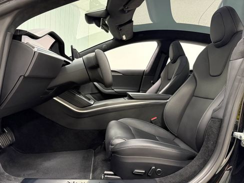 Used 2023 Tesla Model S Plaid image 15