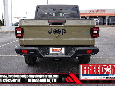 New 2026 Jeep Gladiator Sport image 4