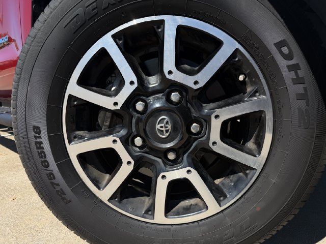 Used 2020 Toyota Tundra SR5 w/ TRD Off-Road Package AWD/4WD image 9