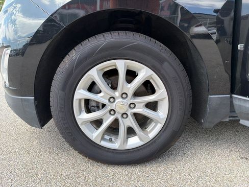 Used 2018 Chevrolet Equinox LT FWD image 15
