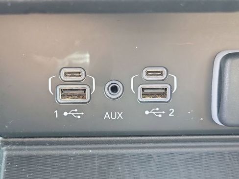 Used 2023 Jeep Grand Cherokee L Laredo image 27