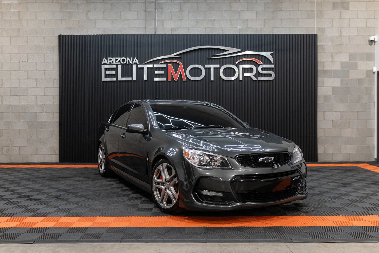 Used 2017 Chevrolet SS RWD image 2