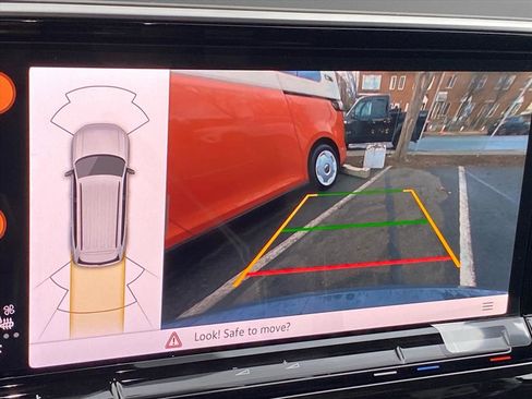 New 2026 Volkswagen Atlas Peak Edition image 9