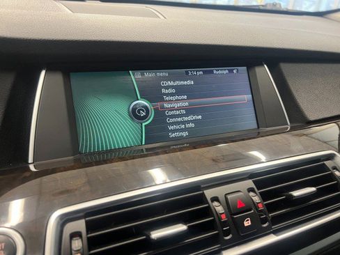 Used 2010 BMW 550i Gran Turismo xDrive image 21