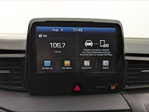 Used 2019 Hyundai Veloster 2.0 Premium FWD image 23